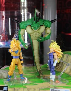 SH Figuarts Super Saiyan 3 Vegeta, Goku and Porunga at Tamashii Nation 2015